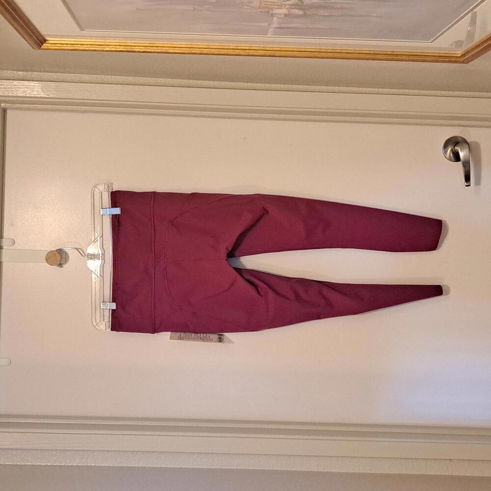 New! Lululemon Fast & Free HR 23" Wild Berry Leggings - Size 8 - Picture 4 of 7